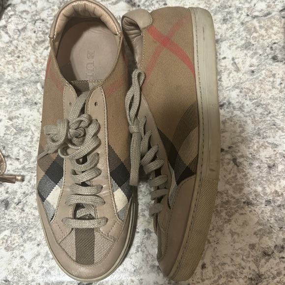 Burberry Canvas Sneakers - Picture 6 of 8